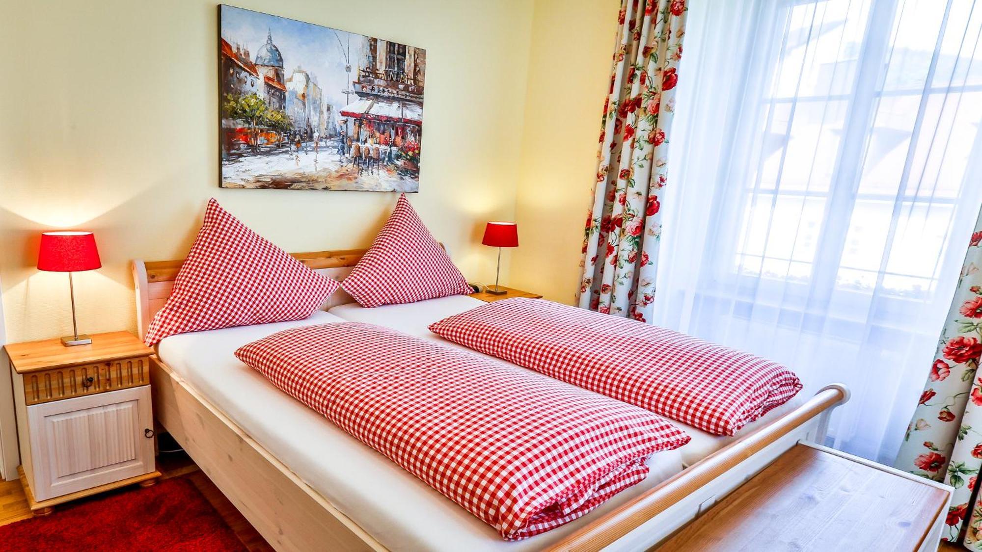 Zum Goldenen Loewen Hotel