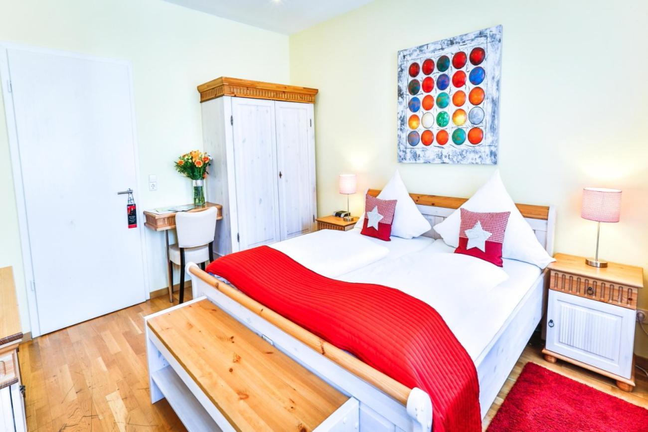 Hotel Zum Goldenen Loewen 3*